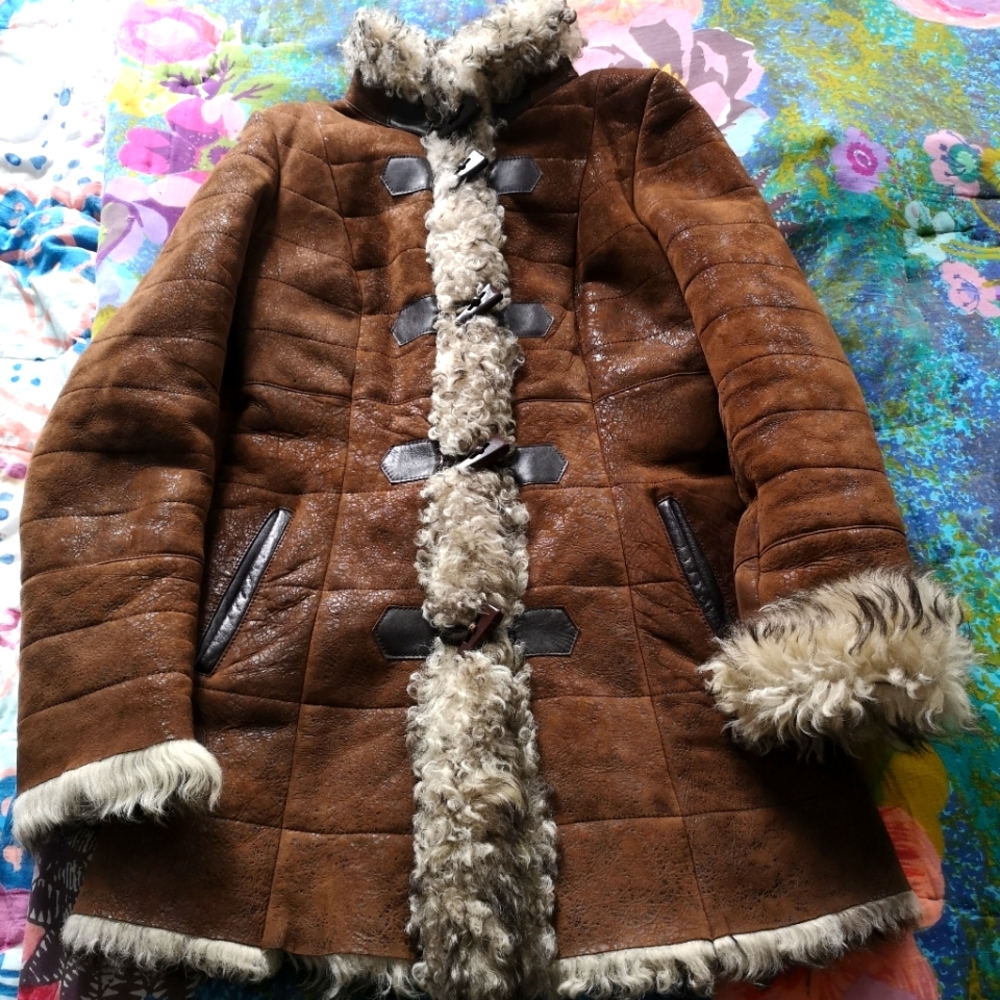 Fashionable Shearling coat